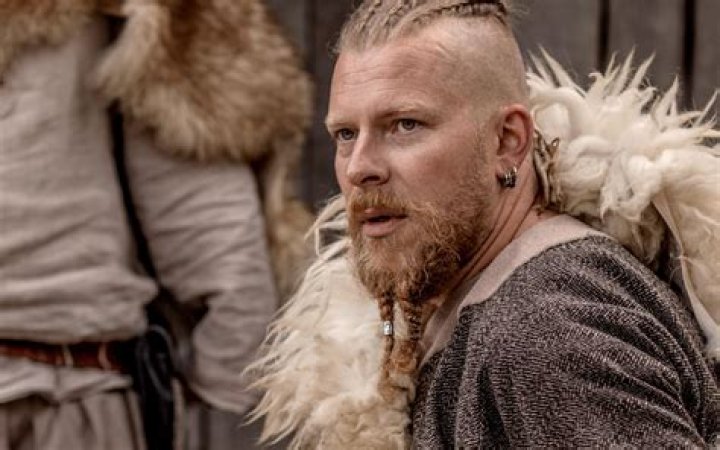 Are Vikings big?