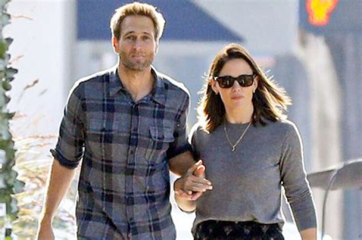 Ben Affleck's Wife: Who Is Jennifer Garner?