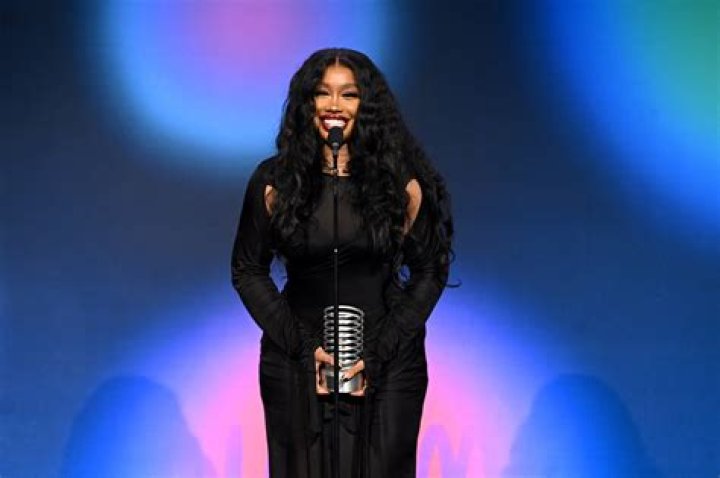 Does SZA Have A Baby? Get The Scoop On The Singer's Personal Life