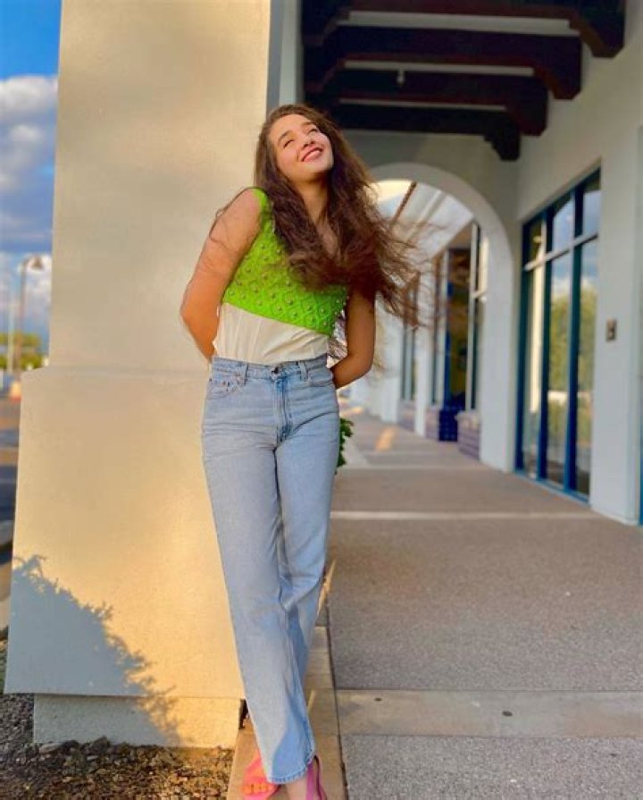 Is Lala Sadii's Age A Mystery?