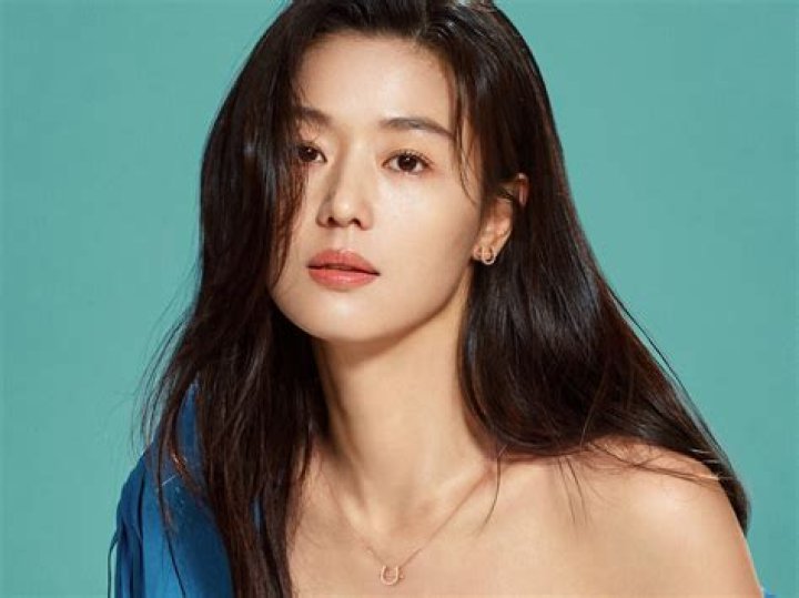 Kim Yeo-Jin: An In-Depth Look At The Renowned South Korean Actress