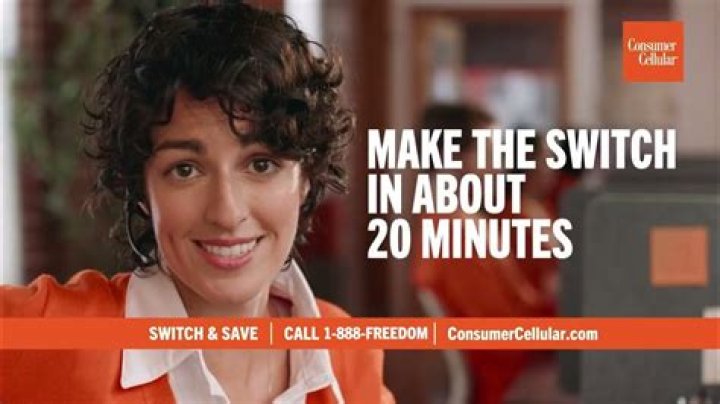 The Captivating Sam: Consumer Cellular's Charming Actress