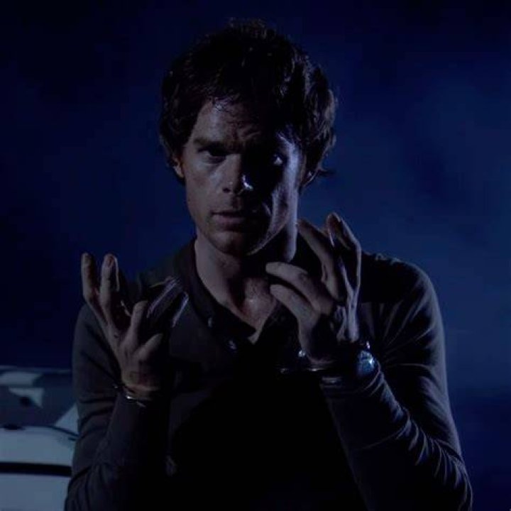 What martial art does Dexter use?