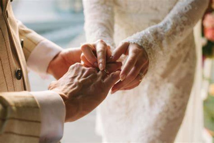 Who should last borns marry?