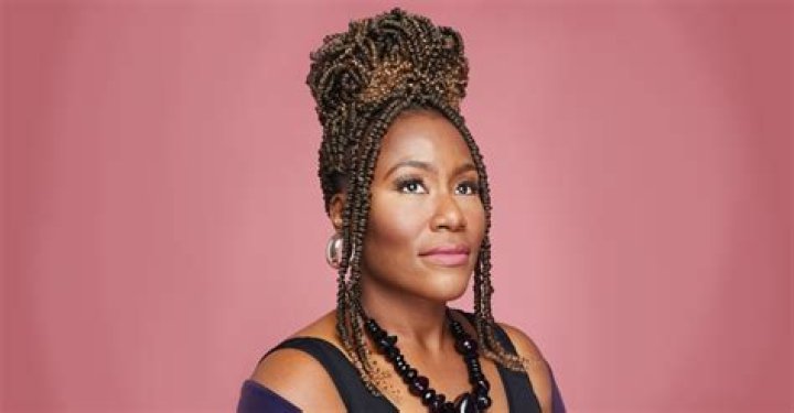 Why Did Mandisa Die?
