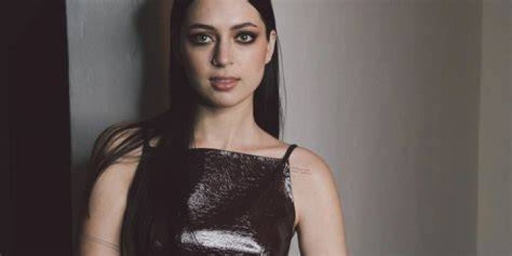 Why is Lizzy sired hope?